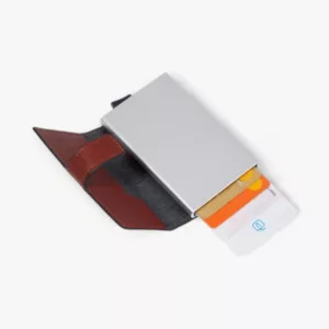 PIQUADRO – PORTA CARTE DI CREDITO IN METALLO PP5649B3R cuoio tabacco