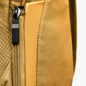 PIQUADRO – ZAINO UOMO PORTA PC 14″ IN TESSUTO RICICLATO CA6620S136 giallo